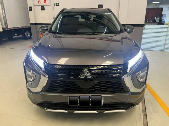 MITSUBISHI ECLIPSE CROSS 1.5 MIVEC TURBO GASOLINA HPE-S CVT MITSUBISHI ECLIPSE CROSS 1.5 MIVEC TURBO GASOLINA HPE-S CVT